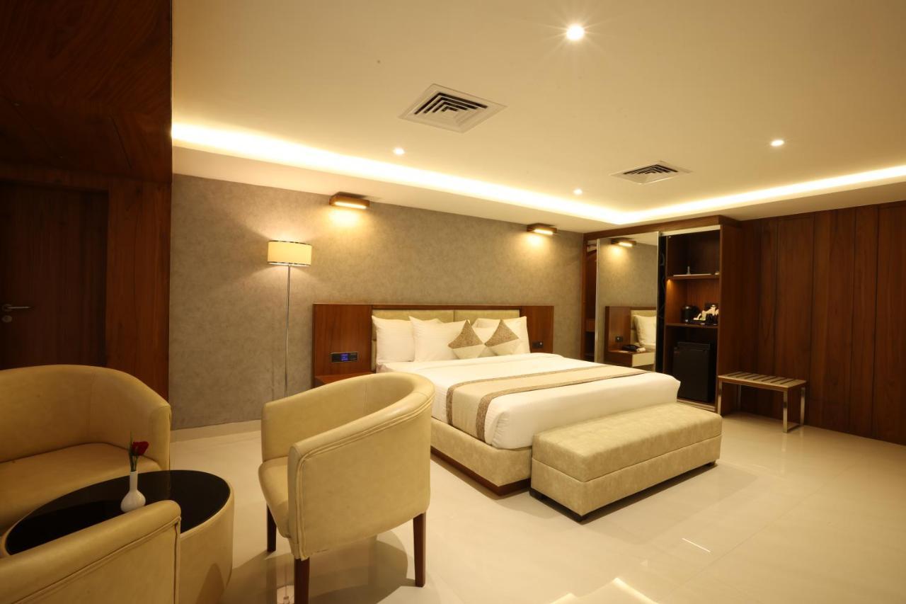 Royal Plaza Suites By Rak Rooms, Mangaluru 외부 사진
