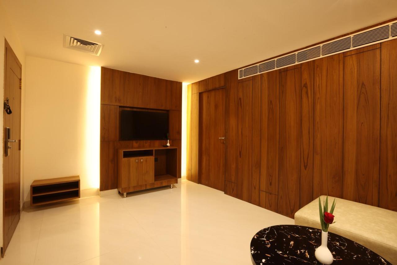 Royal Plaza Suites By Rak Rooms, Mangaluru 외부 사진